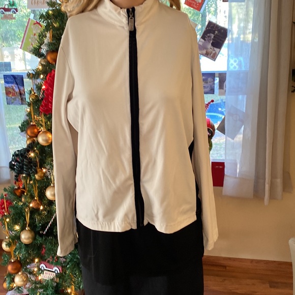 White with black stripes on sides underarms. Like new - Picture 2 of 8